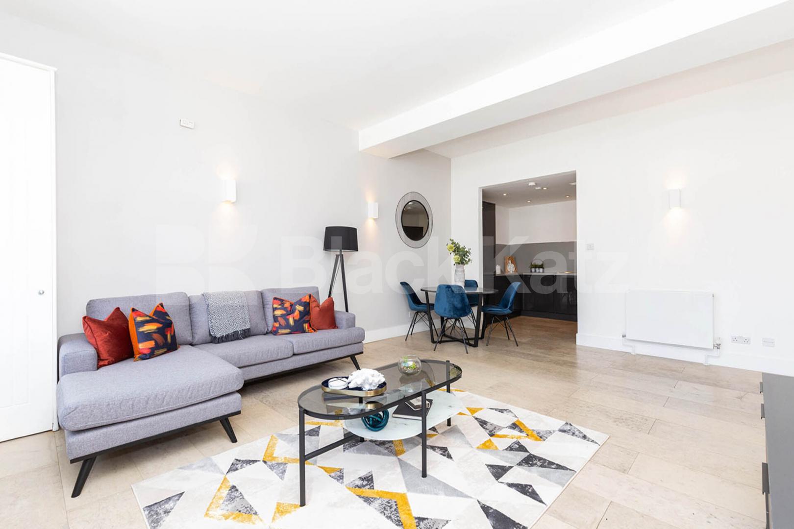  Luxurious apartment within an impressive converted warehouse Tabernacle Street, Old Street